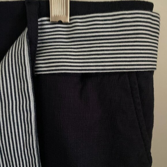 S.C.&Co. Stretchy Linen Texture Navy Skorts Striped Fabric Belt Side Pockets S16 - Picture 7 of 7
